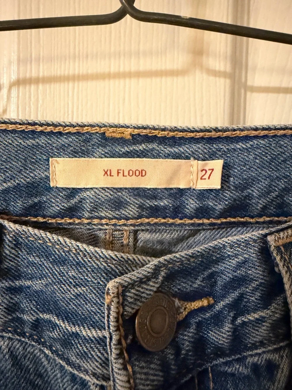 Levi’s XL Flood High Rise Wide-Leg Jeans - Picture 5 of 5